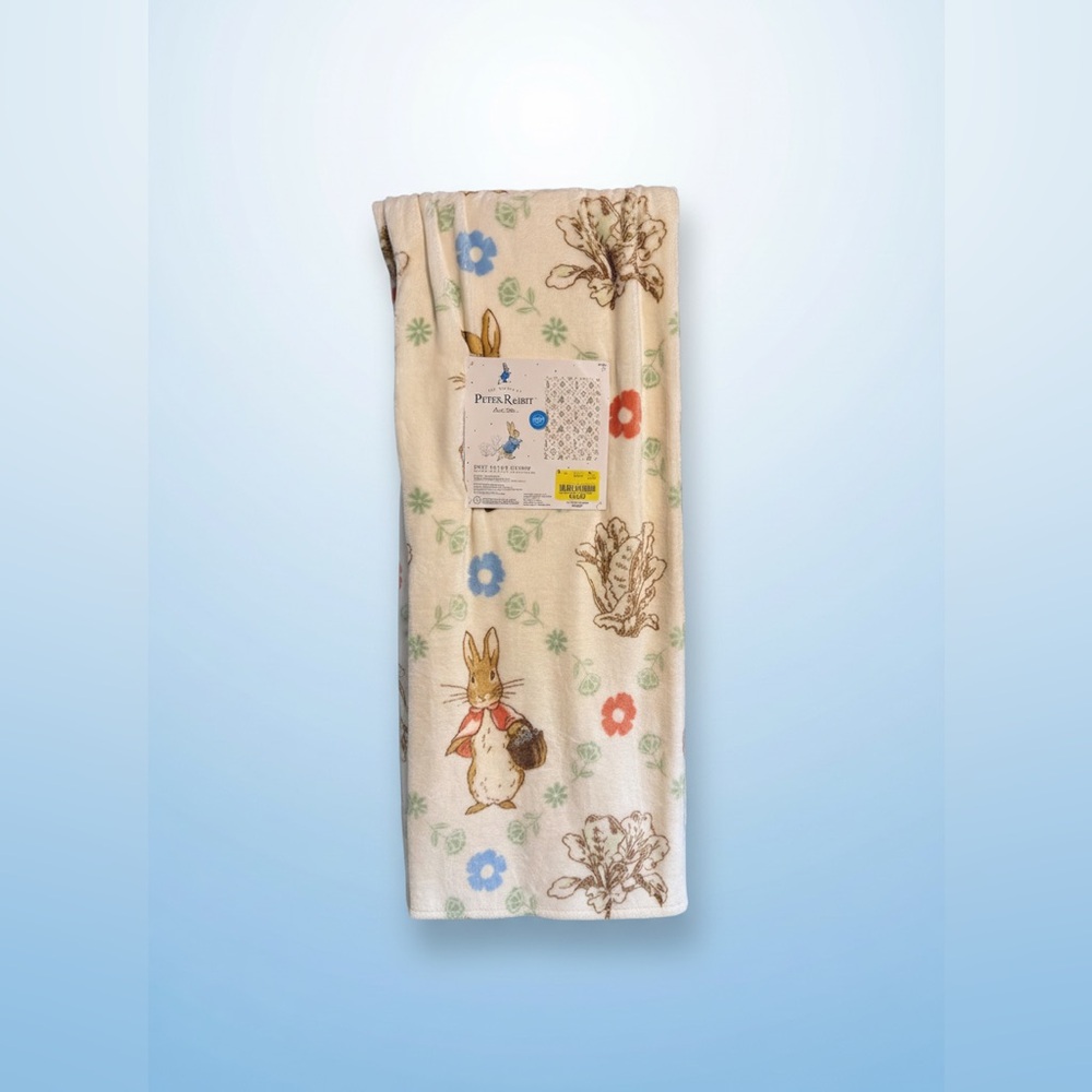 Peter Rabbit Easter Blanket NWT - Picture 2 of 3